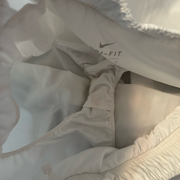 Nike Dri-Fit Tempo Running Shorts - Picture 4 of 4